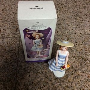Midge Suburban shopper 35th Anniversary Midge Ornament Hallmark